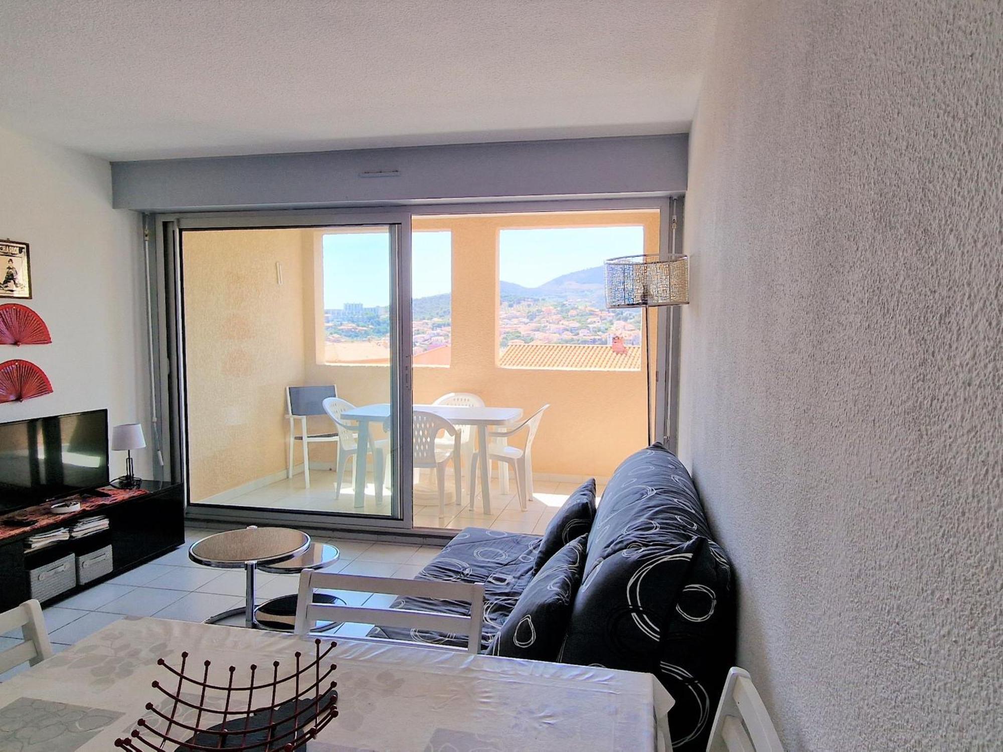 Banyuls-Sur-Mer: T2 Avec Terrasse Couverte Et Parking Privatif - Fr-1-309-146 Eksteriør billede